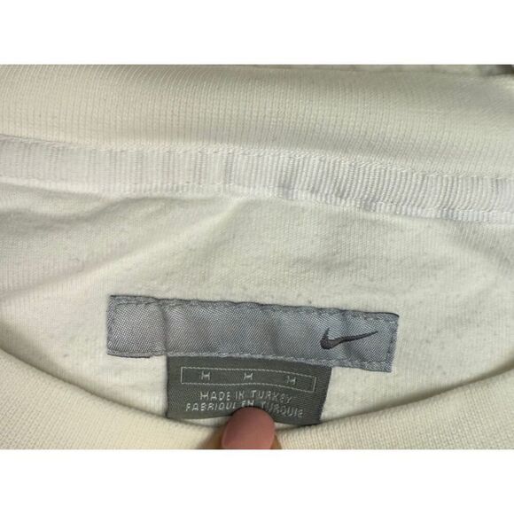 Vintage Y2K Nike Sweatshirt Cream Embroidered Gold Swoosh Crewneck Silver Tag M - Picture 4 of 7